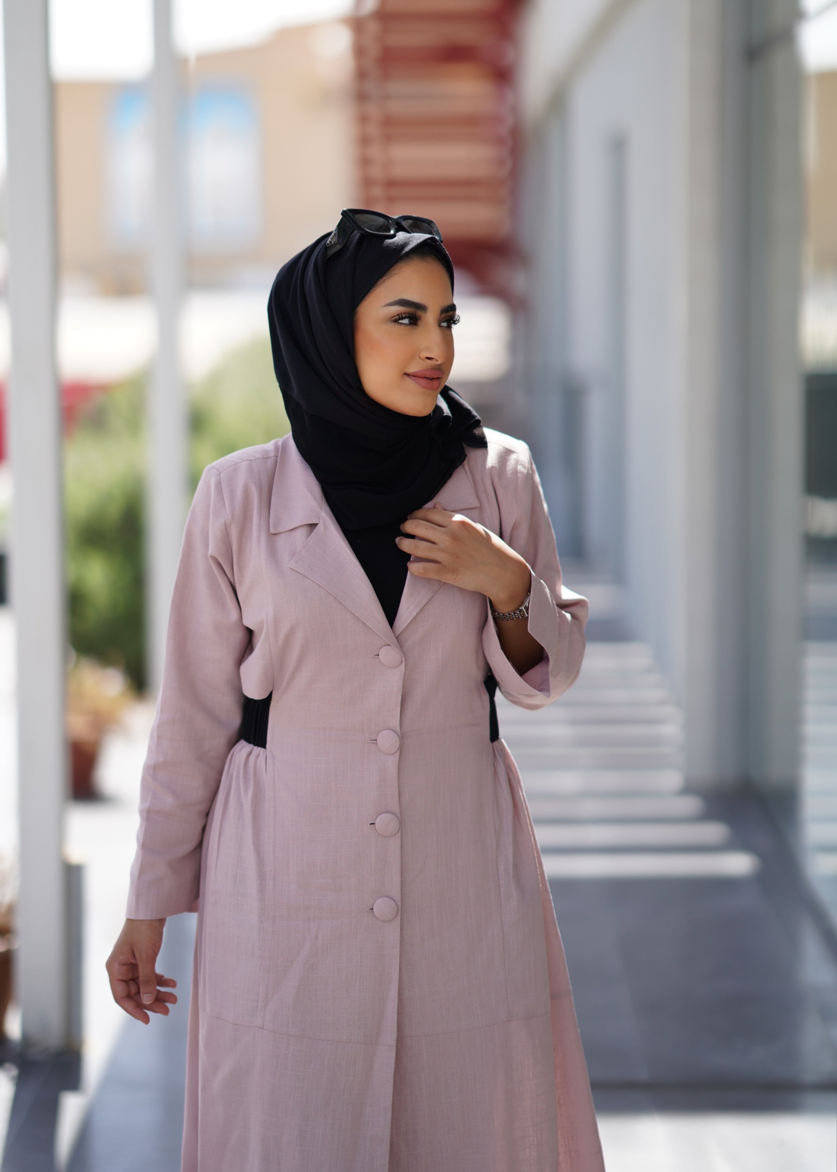 مرنة الخصر المقسم السترة الظهر