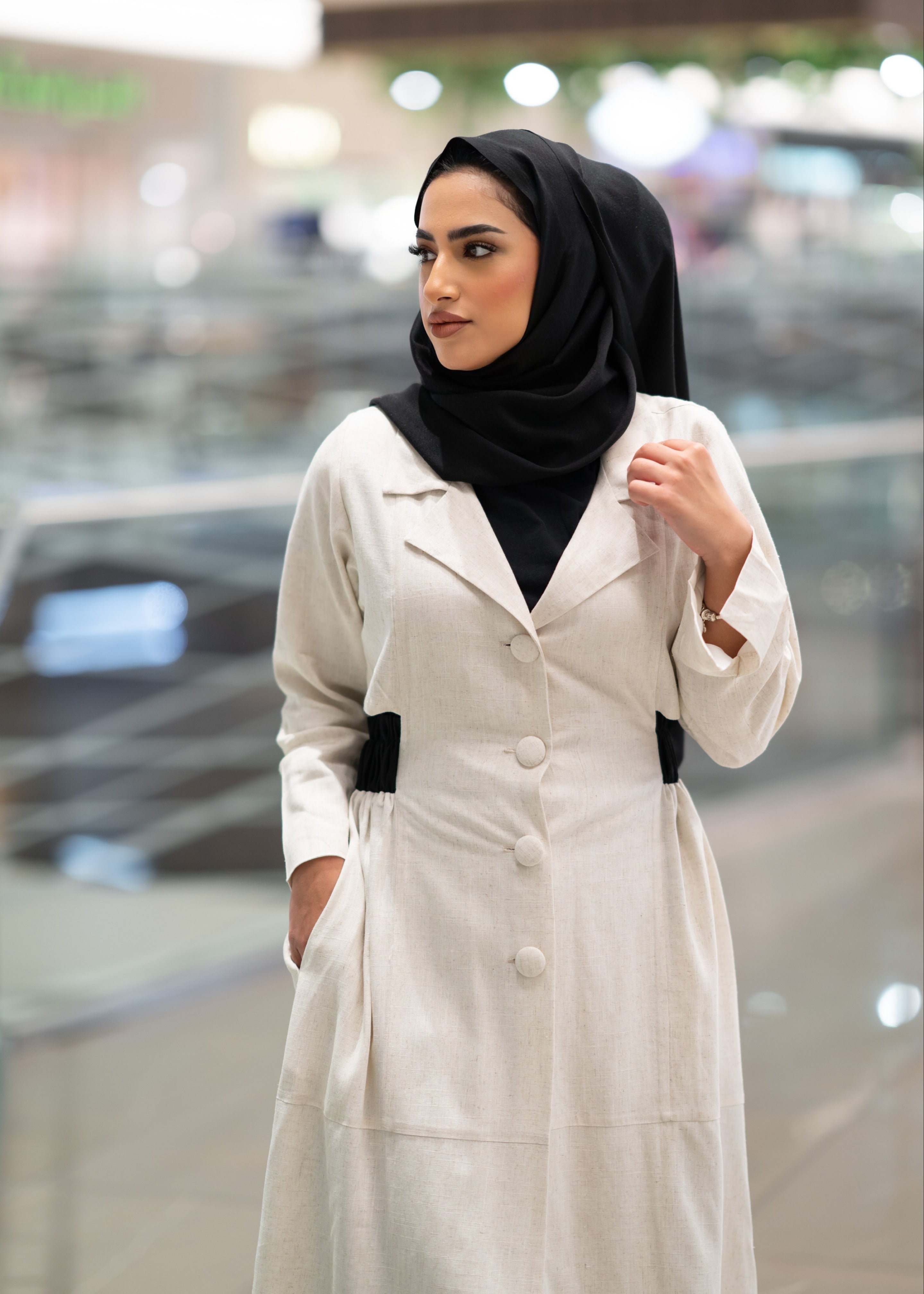 مرنة الخصر المقسم السترة الظهر