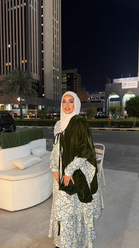 Floral Daraa Velvet Rope Neck Scarf