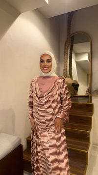 Quilted Velvet Cowl Neck Daraa