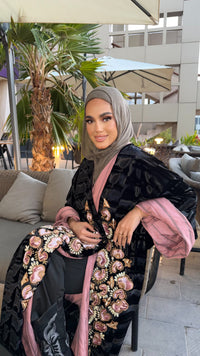 Velvet & Strass Petal Appliqué Bisht