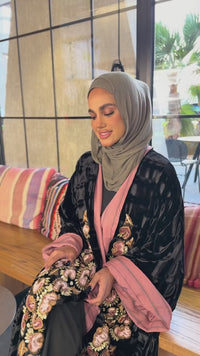 Velvet & Strass Petal Appliqué Bisht