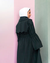 Load image into Gallery viewer, Trench Coat Wide Sleeves with Button
